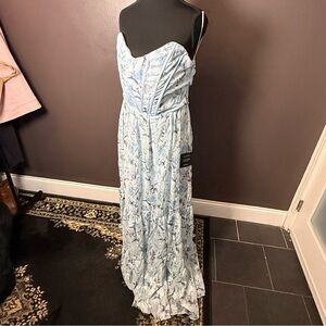 NWT Lulu's Blue Floral Maxi Dress size L